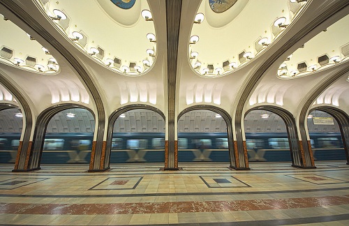 U-Bahn-Station Majakowskaja -