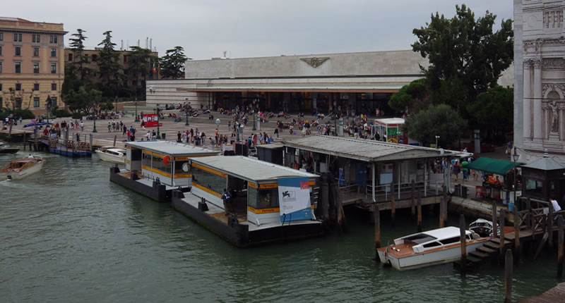 Venedig: Bus, Taxi, Gondel – Nahverkehr auf dem Wasser