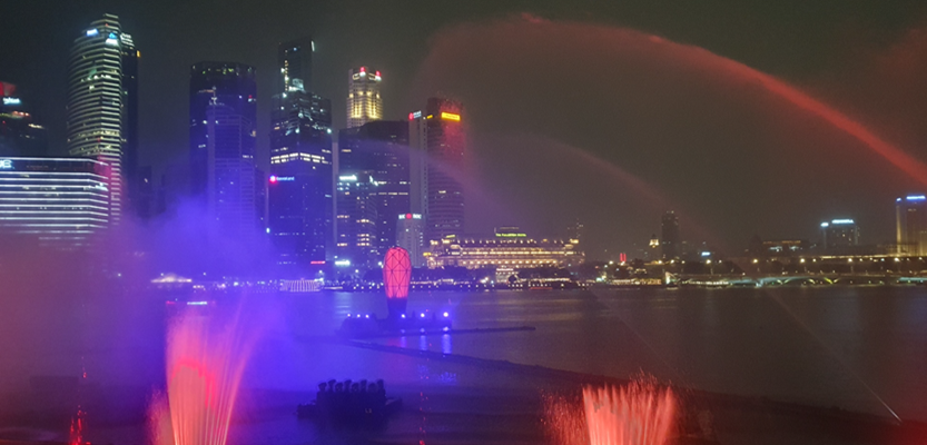 Singapur - Skyline bei Nacht