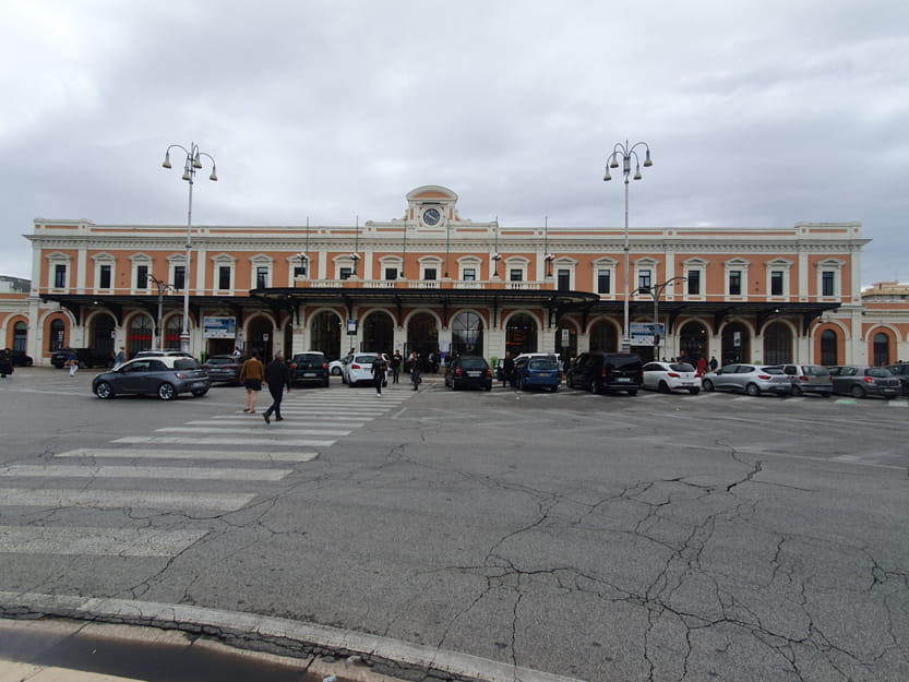 Bari Centrale im Jahr 2024