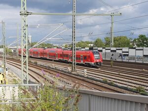 S-Bahnzug auf der bestehenden Stammstrecke